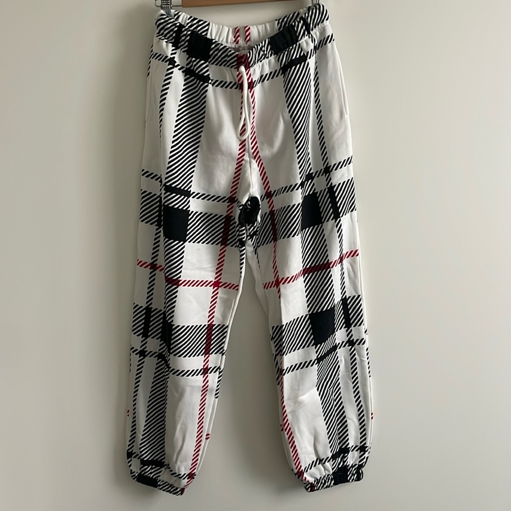 Colsie plaid sweatpants